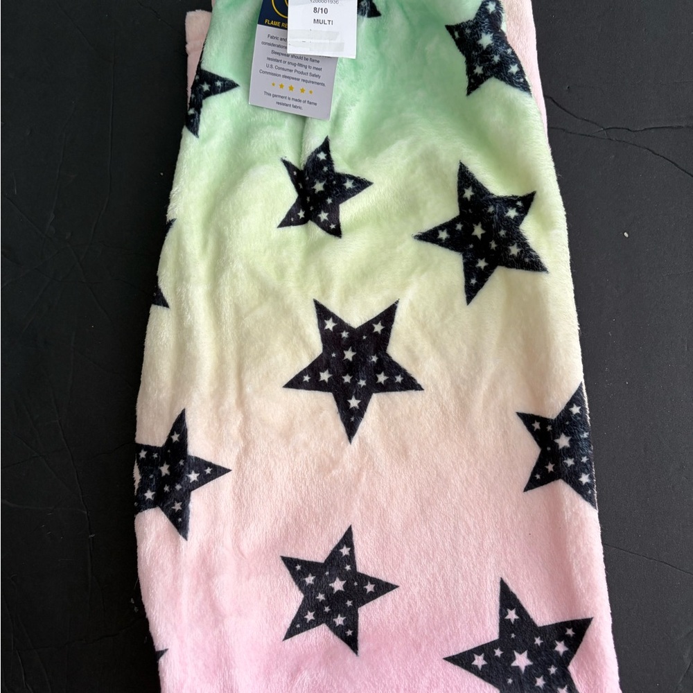Star Patterned Gradient Blanket
